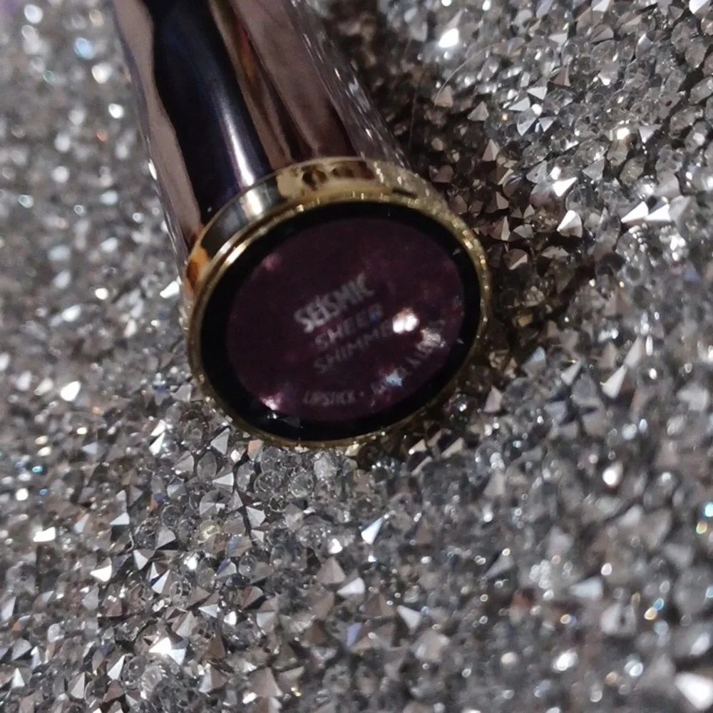 🧚‍♀️SEISMIC Urban Decay DISCONTINUED Lipstick NWOBOX